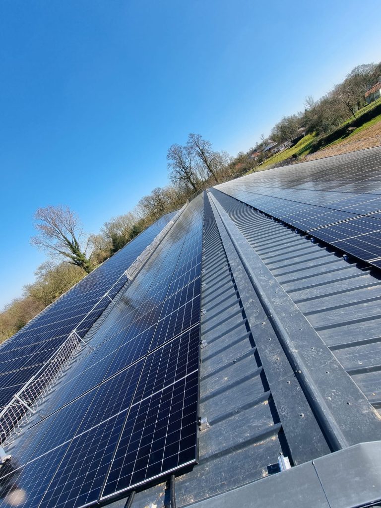 Bâtiment d'exploitation · 450 kWc — installation EGP ENERGIE