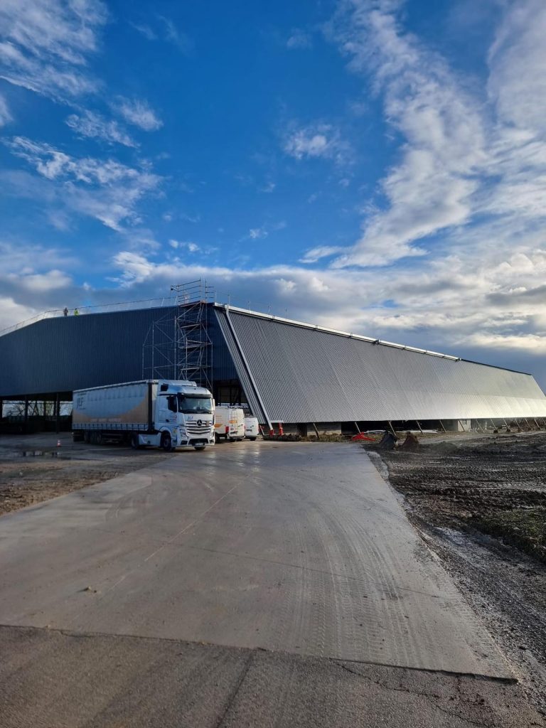 Entrepôt logistique · Amiens — installation EGP ENERGIE